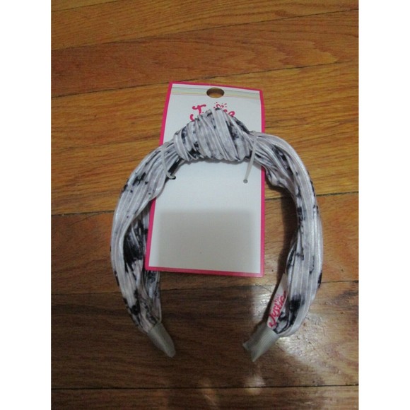 NWT Justice Girls' Tie Dye Twist Headband New with tags One size, For all ages - Picture 3 of 4